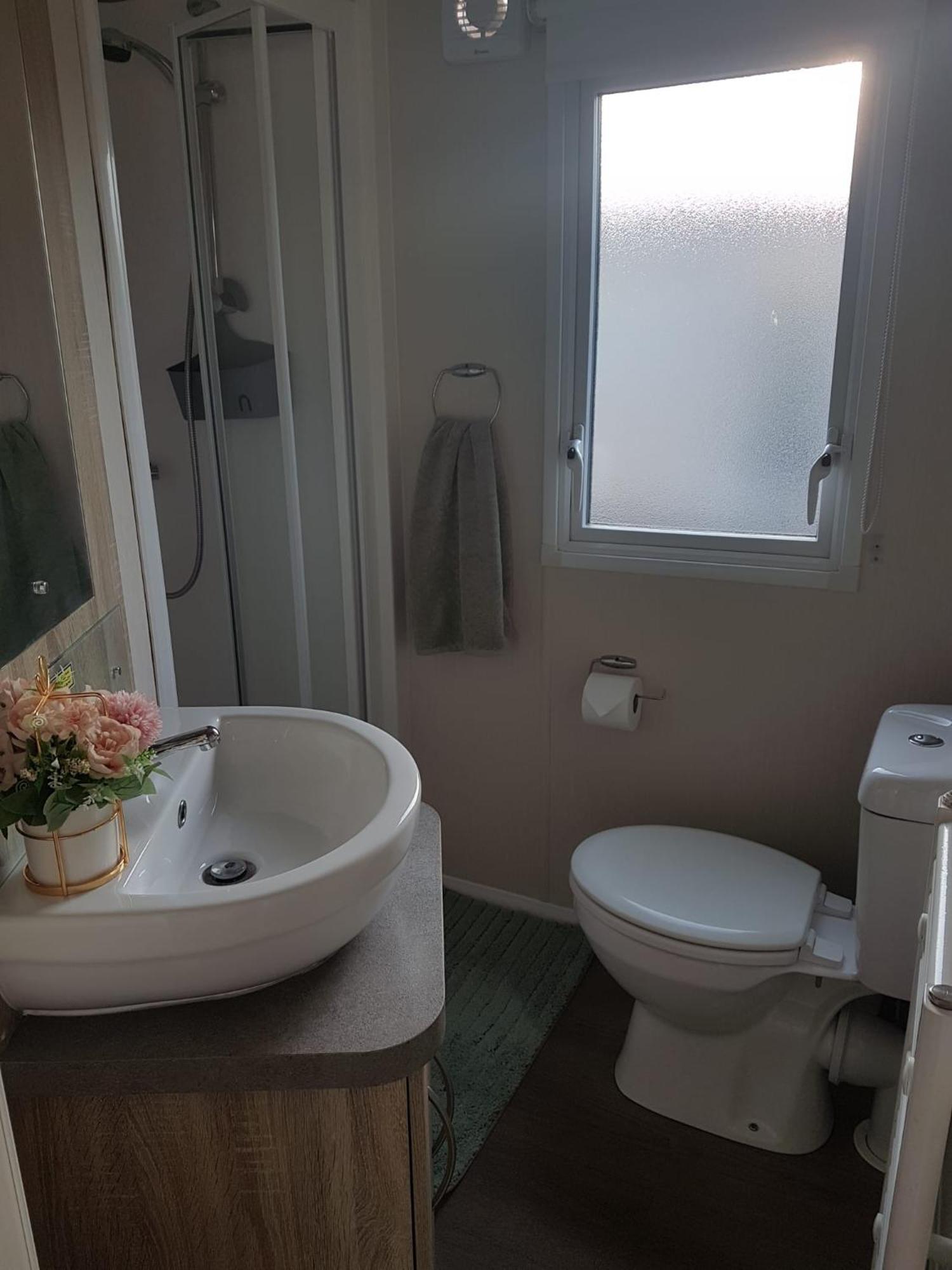 Meadow Bay Hayling Island-Iona Otel South Hayling Dış mekan fotoğraf